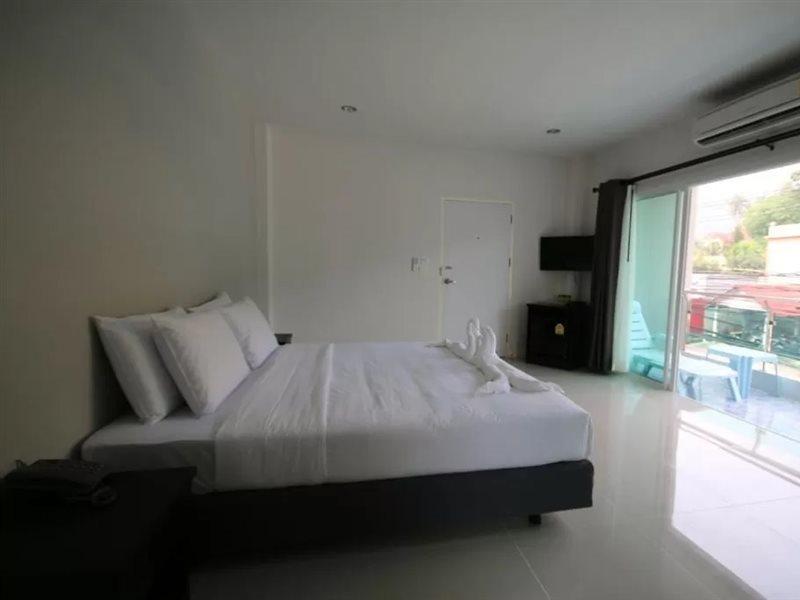 Karon Sea Side Hotell Exteriör bild
