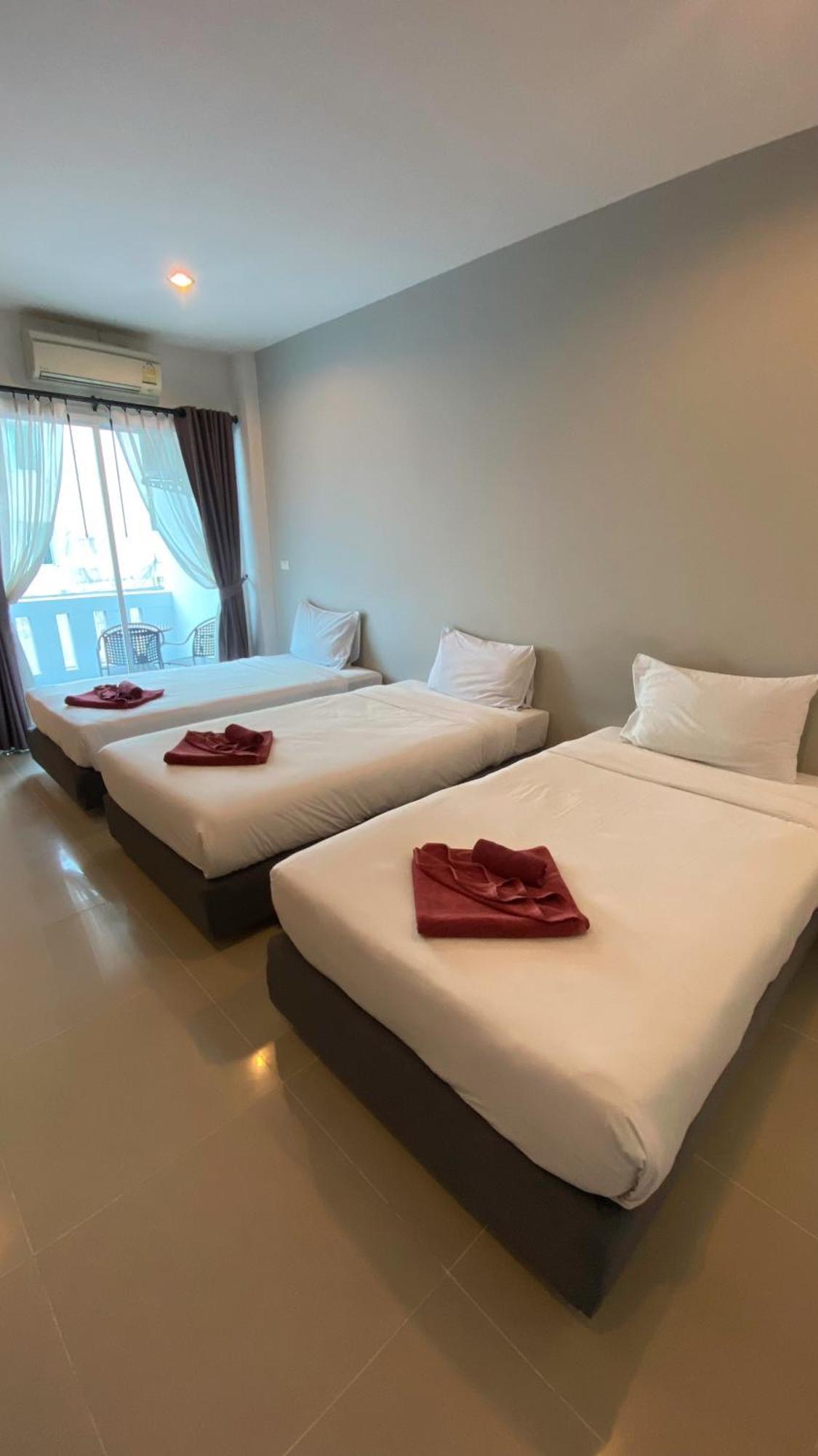 Karon Sea Side Hotell Exteriör bild