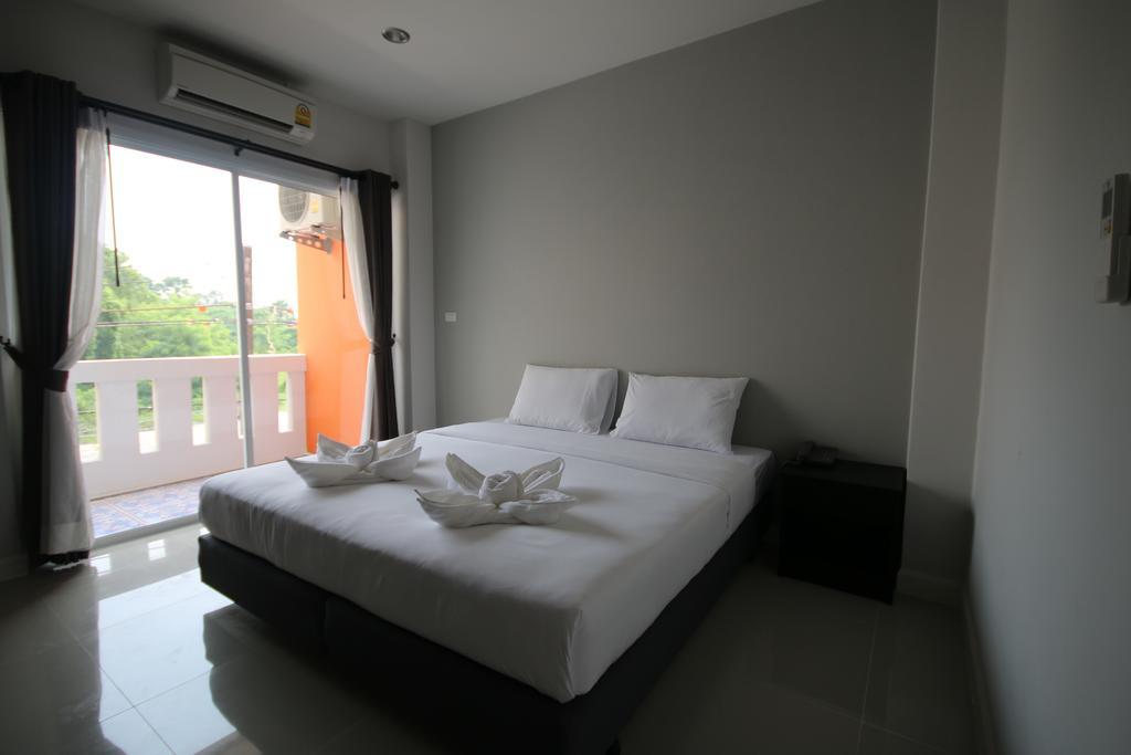 Karon Sea Side Hotell Rum bild