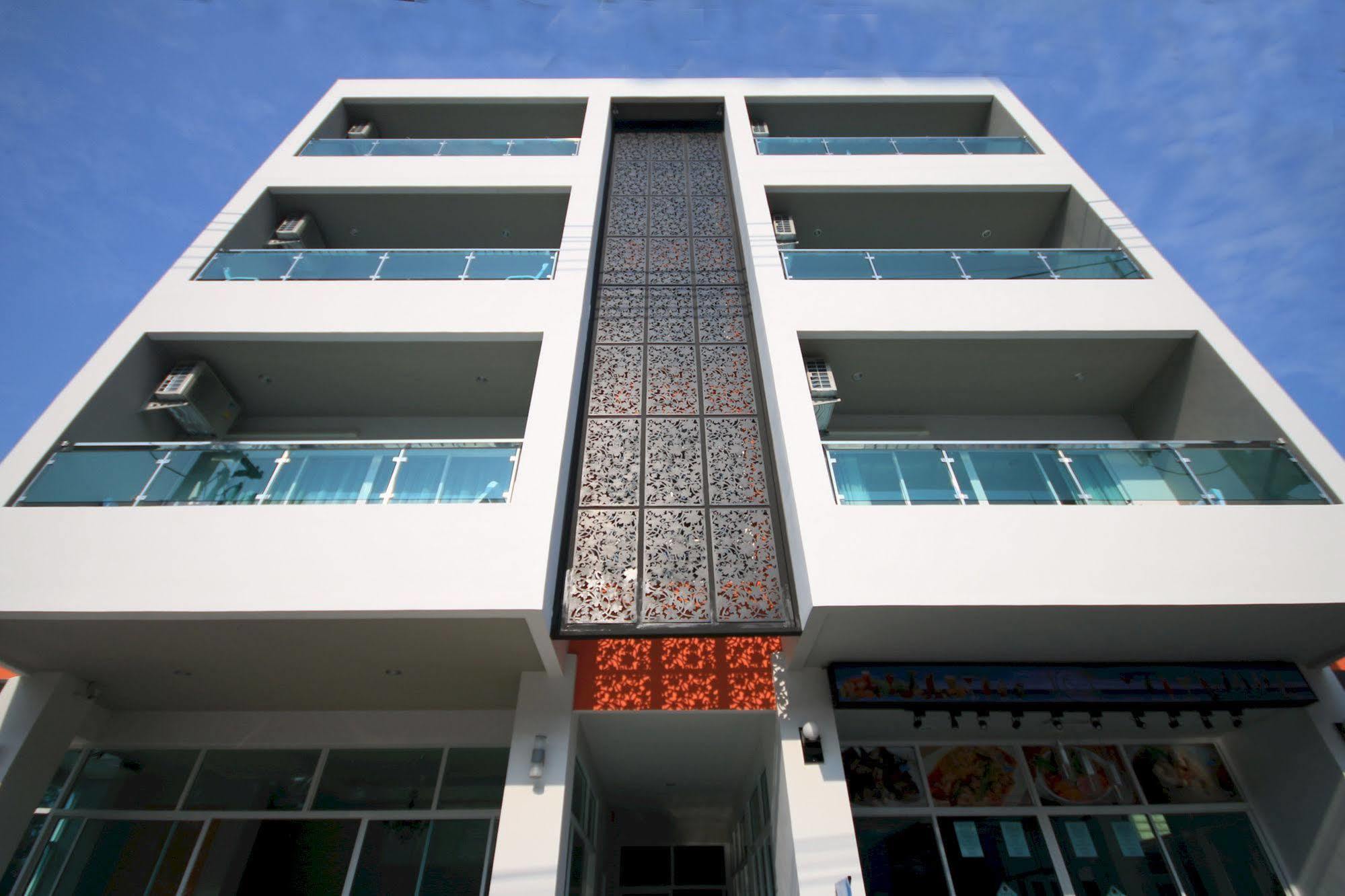 Karon Sea Side Hotell Exteriör bild